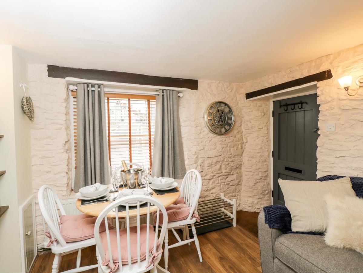 Corner Cottage Малмсбери Экстерьер фото