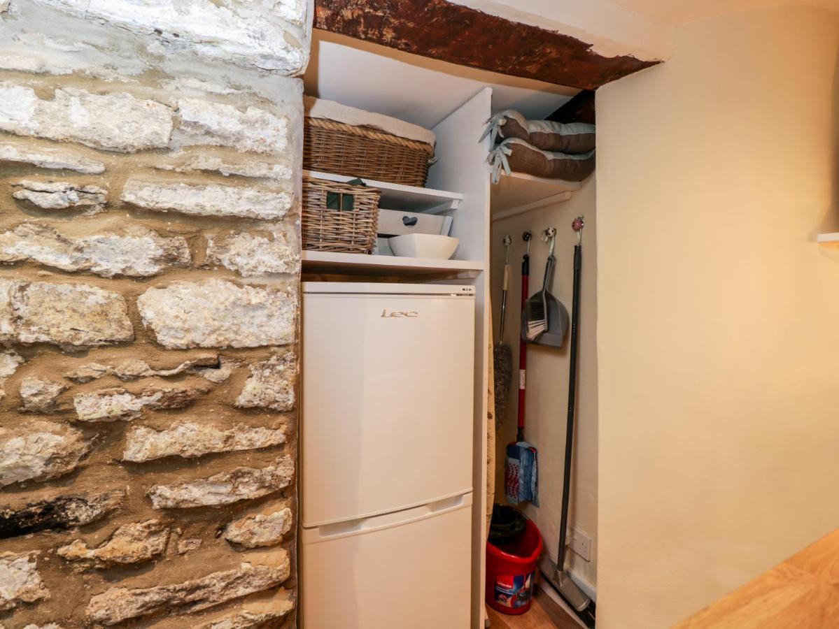 Corner Cottage Малмсбери Экстерьер фото