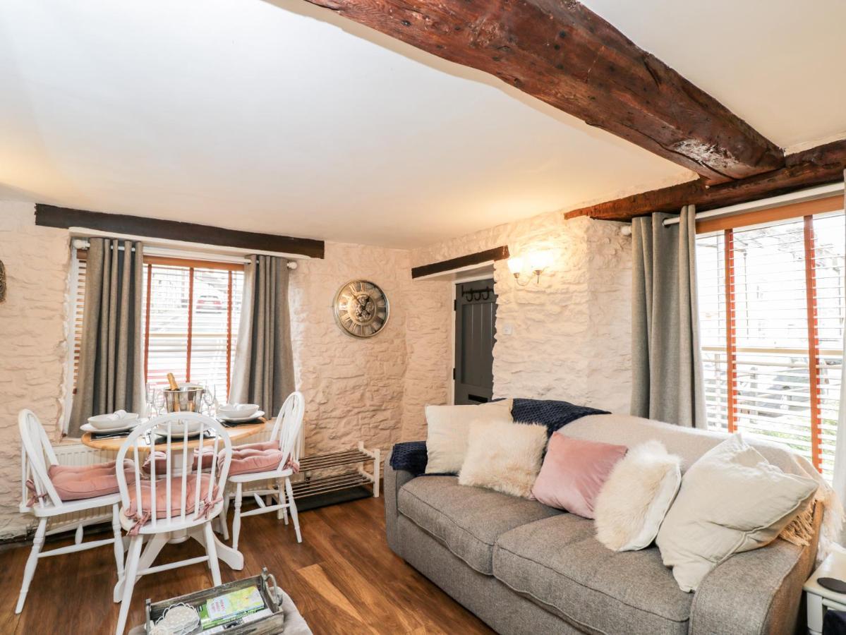 Corner Cottage Малмсбери Экстерьер фото
