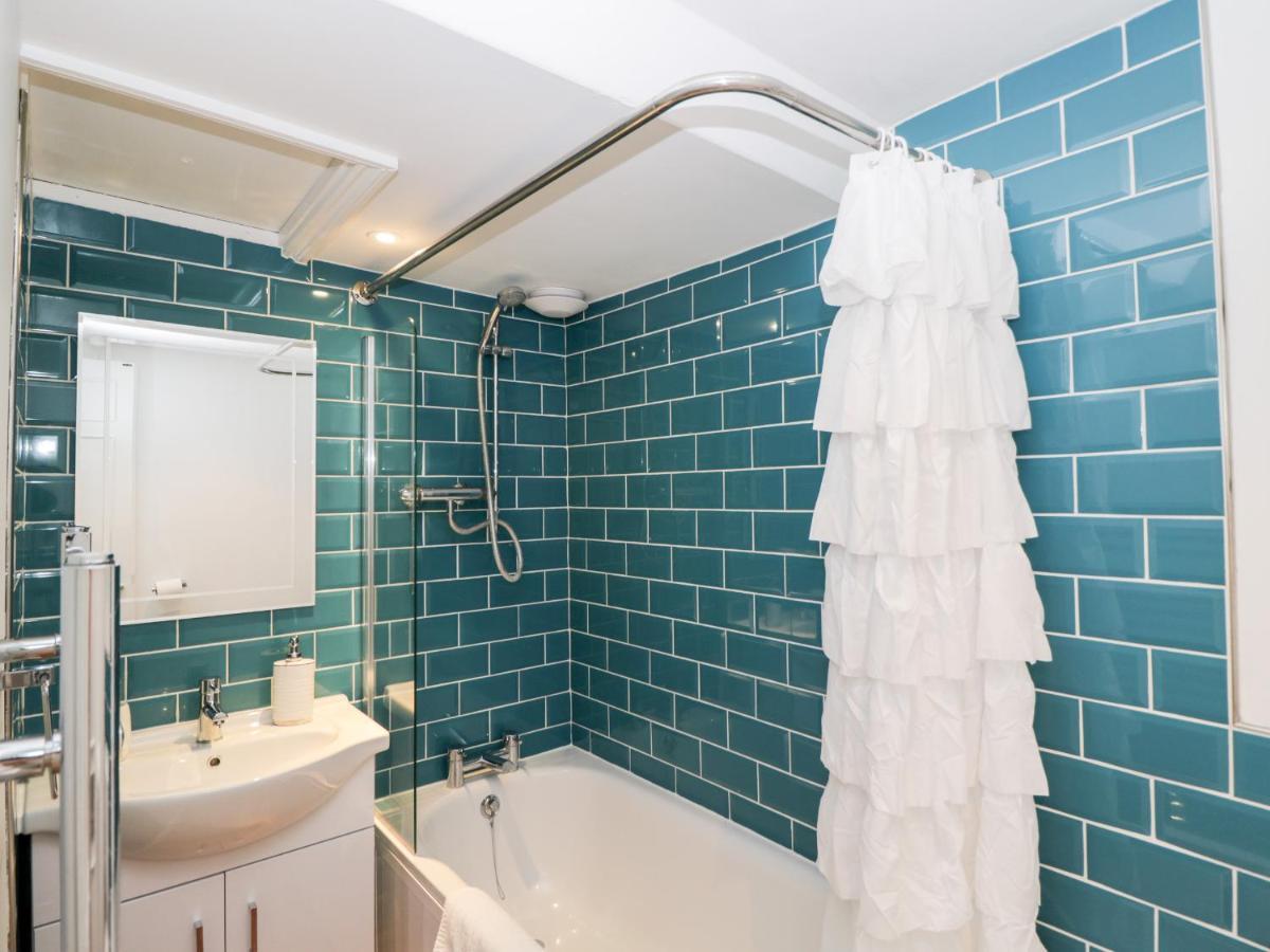 Corner Cottage Малмсбери Экстерьер фото